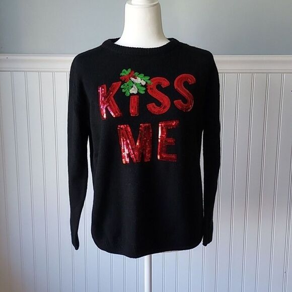 Forever 21 Kiss Me Mistletoe Christmas Sweater Black Sequins Party Holiday Small - Picture 1 of 5